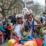10.000 Menschen haben am Sonntag (12.2.) Kinderkarneval in der Dortmunder Innenstadt gefeiert.