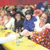 In der Ruhrtalhalle in Warmen war der Karneval der kfd einst Pflichtprogramm für Närrinnen und Narren aus Fröndenberg. Eine andere Tradition lebt in diesem Jahr Rosenmontag wieder auf.