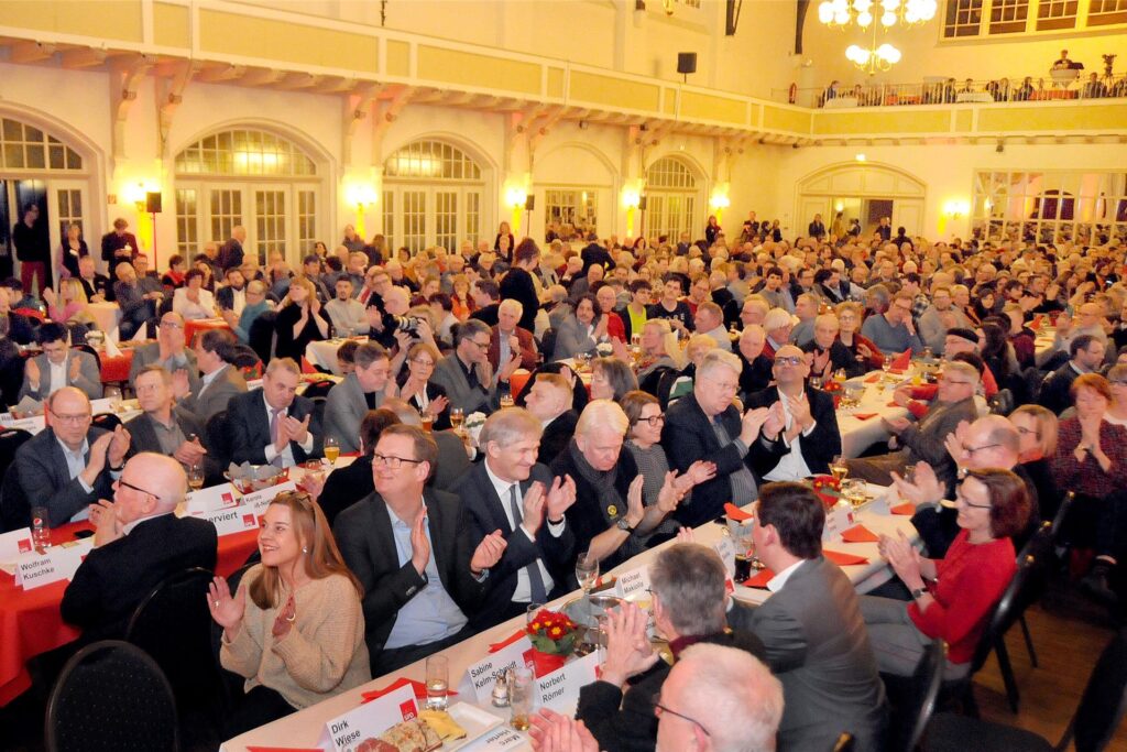 Politischer Aschermittwoch der SPD Westfalen im Freischütz in Schwerte Politischer Aschermittwoch der SPD Westfalen im Freischütz in Schwerte