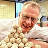 Was bei Ikea die Köttbullar, sind bei Overkamps die Königsberger Klopse. Günther Overkamp liebt sie und gibt gute Tipps für die Zubereitung: „Am wichtigsten ist die Sauce!“