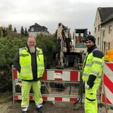 Wasserrohrbruch Bergkamen Stephan Loch (l.) und Ferdi Civak von Gelsenwasser