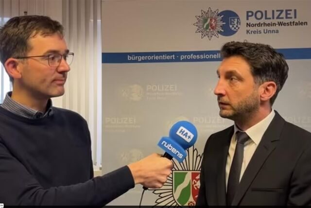 Kripo-Chef Stefan Heimbuch spricht mit Reporter Thomas Raulf über die Kriminalität im Kreis Unna.