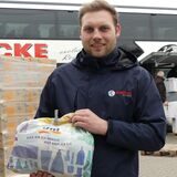 Florian Quecke kurz vor dem Start des zweiten Bus-Konvois ins ukrainische Grenzgebiet vor rund einem Jahr. Heute sagt er: „Was ich dort gesehen habe, werde ich nie vergessen.“
