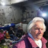 Wenn meine Oma Irene heute Bilder von ukrainischen Kindern in Luftschutzbunkern sieht, erinnert sie sich an die Zeit, als sie vierzehn Jahre alt war. Und selbst in so einem Bunker um ihr Überleben kämpfte.