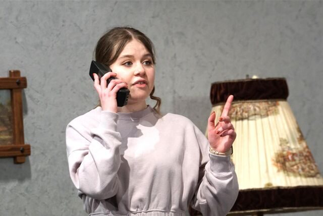 Das diesjährige Stück „Lügen haben junge Beine“ wurde von den Gymnasiasten gekonnt auf die Bühne gebracht.