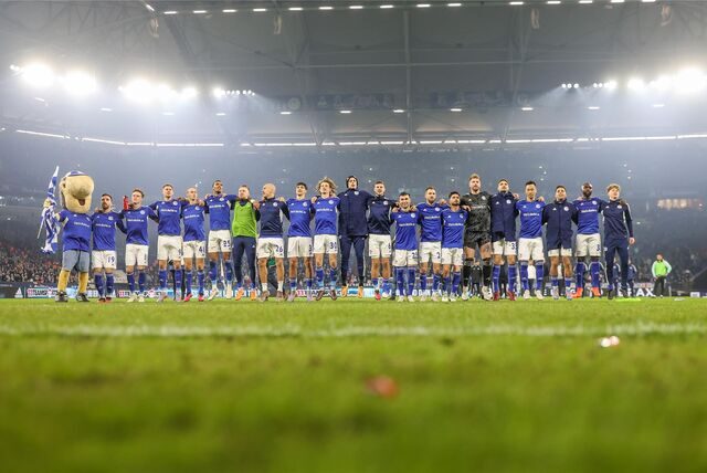 Schalker Jubel nach Sieg gegen Stuttgart, Februar 2023