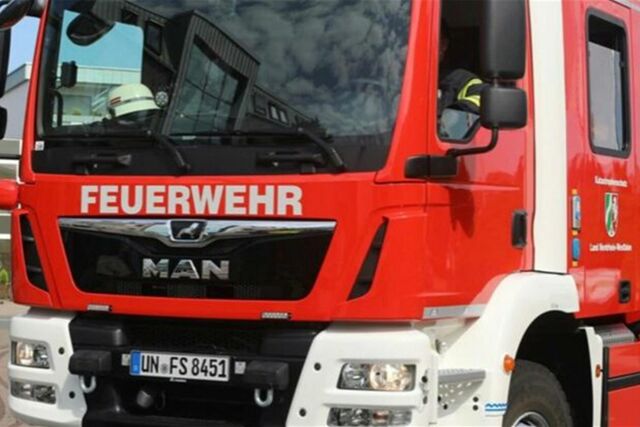 Auf der Werner Straße in Selm (Symbolbild) kippte in Folge des Unwetters am Sonntagabend (9. Juli) eine Baustellenampel um.