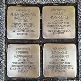 In Lünen gibt es aktuell 53 Stolpersteine – unter anderem die vier der Familie Haberberg. Jetzt plant der Arbeitskreis die Verlegung weiterer Stolpersteine für die Familie Stiefel.
