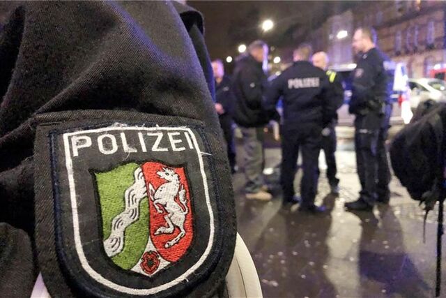 Polizisten in der Dortmunder Innenstadt.