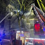 Die Feuerwehr Dortmund hat bei einem Kirchenbrand in Bochum unterstützt.