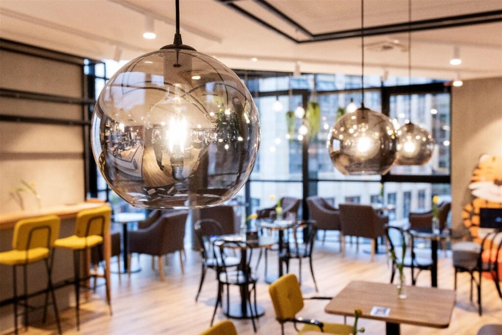 blick ins café fleck