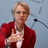 Dorothee Feller (CDU), Schulministerin von Nordrhein-Westfalen