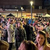 Der Feierabendmarkt im Oktober 2022 vor dem Dortmunder Theater war gut besucht.