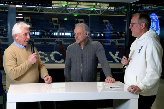 Die Fußball-Legenden Klaus Fischer und Rüdiger Abramczik im Legenden-Talk mit Jörg Seveneick.