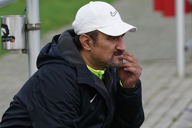 SuS Oberadens Trainer Birol Dereli hat sich zu den Vorkommnissen rund um das TSC-Kamen-Spiel geäußert.