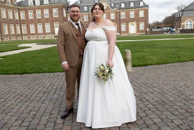 Alexander Naber und Laura Fröhlich aus Münster haben am Schloss Nordkirchen geheiratet.