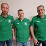 Bilden den neuen geschäftsführenden Vorstand beim SuS Oberaden: (v.l.)  Geschäftsführer Tim Bronheim, Abteilungsleiter  Sascha Langner und Kassierer Michael Altenberg.