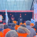 Lokführer Karsten Ulrichs hat bei der Demo der EVG gesprochen.