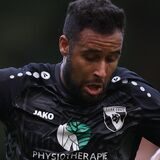 Sanmi Ojo (l.) trifft am Sonntag auf den TuS Niederaden. Doch der Spielertrainer des PSV Bork ist gesperrt.