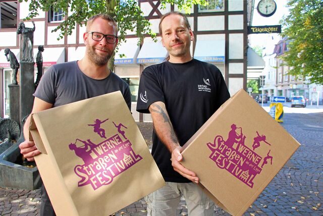2015 startete David Ruschenbaum (l.) in Werne. Schon ein Jahr später hob er mit Agenturchef Tobias Hundertpfund das Straßenfestival Werne aus der Taufe.