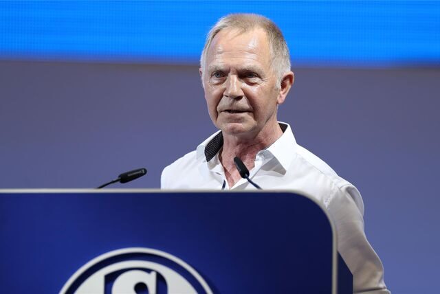 Bodo Menze, Gründer der Schalker Knappenschmiede, wird heute 70 Jahre alt.