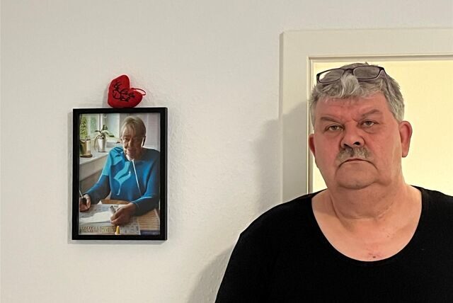 Andreas Stille aus Selm bemängelt den Umgang zweier Rettungsdienst-Mitarbeiter mit seiner mittlerweile verstorbenen Lebensgefährtin (kleines Foto).