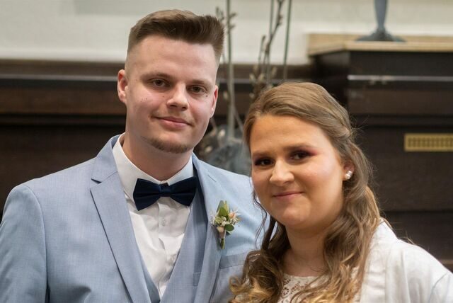 Alina und Timo Haubold haben im Rathaus Datteln geheiratet