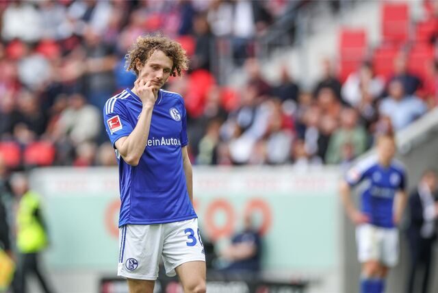 Au Backe: Axel Král ging mit Schalke 04 in Freiburg unter.