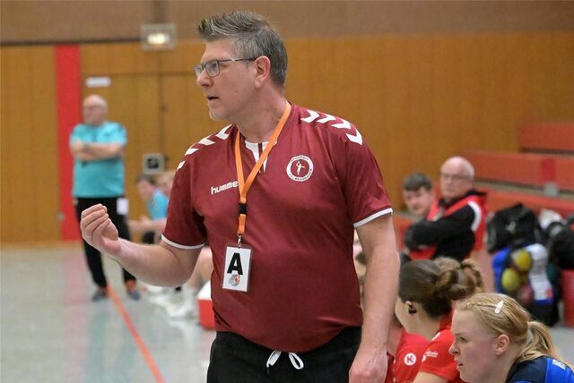 Andre Schwedler gestikuliert.