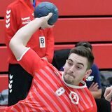 Sebastian Ziepel im Sprungwurf.