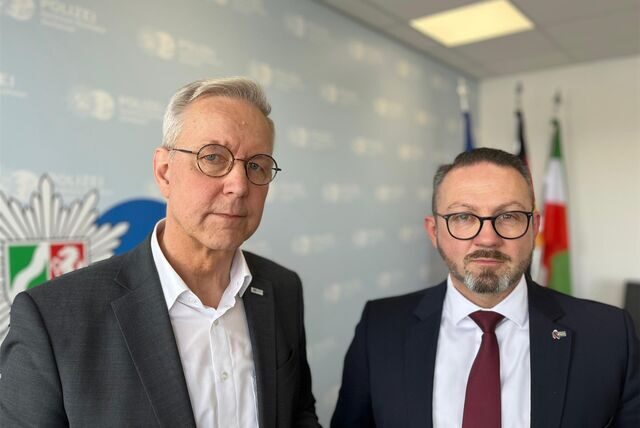 Entschlossen gegen Extremisten: Dortmunds Polizeipräsident Gregor Lange (l.) und Robert Herrmann (Direktion Kriminalität).