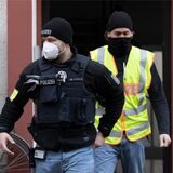 Eine Razzia gegen Reichsbürger gibt es nur anderswo, wie hier in Frankfurt am Main? Nein, auch die Dortmunder Polizei ist in vielen Fällen aktiv geworden, um Menschen zu entwaffnen.