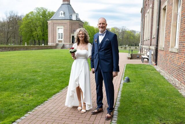 Elka von Bormann und Harald Lindner haben im Schloss Nordkirchen geheiratet.
