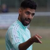 Hamza El Hamdi gibt taktische Anweisungen.