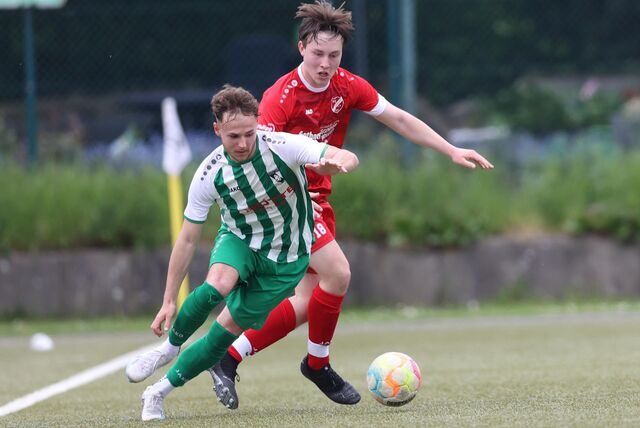 Jan-Luca Szafruga und Felix Conrad im Duell.