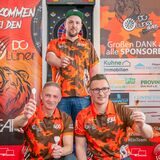 Die Truppe des Lüner Dart-Clubs in ihren Shirts