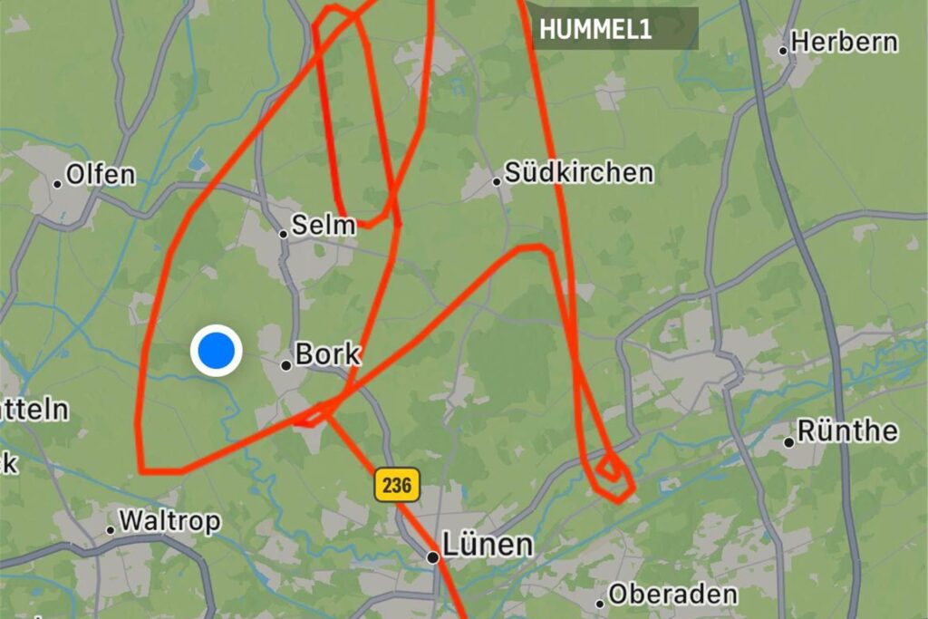 Die Route des Hubschraubers am Dienstagnachmittag (9. Mai). Die Route des Hubschraubers am Dienstagnachmittag (9. Mai).