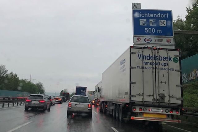 Stau auf der A1 zwischen Dortmund/Unna und Schwerte