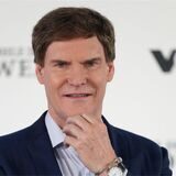 Carsten Maschmeyer hatte in der TV-Show „Höhle der Löwen“ eigentlich einem KFZ-Gutachter schon zugesagt. Doch am Ende kam der Deal nicht zustande. Stattdessen investierte Thomas Schlüchter von der Firma Baumedia aus Lünen.