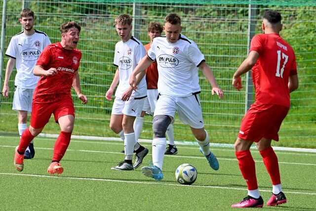 FC TuRa Bergkamen war gegen Mühlhausens U23 in den den meisten Szenen überlegen.