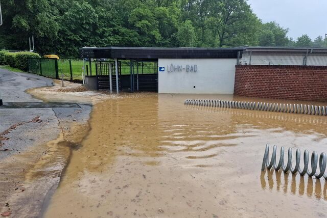 Überschwemmtes Löhnbad in Fröndenberg