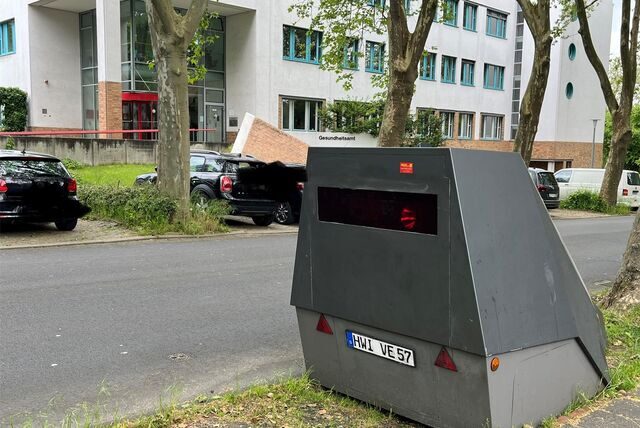 Der Superblitzer vor dem Gesundheitsamt Unna.