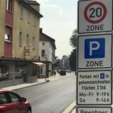 Auf der Bahnhofstraße herrscht schon jetzt Tempo 20.