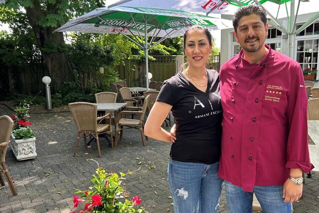 Sascha Djuric und seine Frau im Biergarten der Schützenheide.