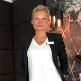 Katja Kortmann in einem Zimmer des Hotels Esplanade.