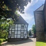 Westhofen hat auch einige schöne Ecken zu bieten, wie den Kirchplatz.