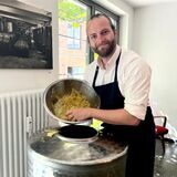 Aus 1000 Zitronen stellt die Kornbrennerei Krämer einen Dortmunder Limoncello her.