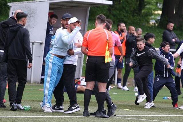 Das Bezirkssportgericht hat sein Urteil im Fall des Spielabbruchs zwischen RW Germania und Osmanlispor Dortmund gefällt.
