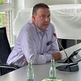 CDU-Sprecher Thomas Franzke stellte den Antrag für einen „Runden Tisch Sicherheit“ vor. Nach der Diskussion ruderte seine Fraktion zurück.