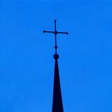 Die evangelische Kirchengemeinde Wellinghofen hat einer jungen Frau Kirchenasyl gewährt. (Symbolbild)